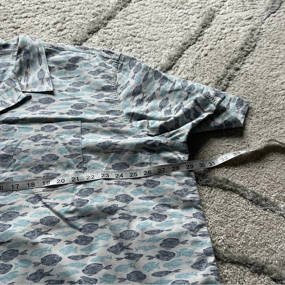 LL bean short sleeve button front fish print short sleeve novelty print XXL - Picture 5 of 8
